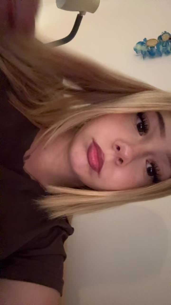@🤓