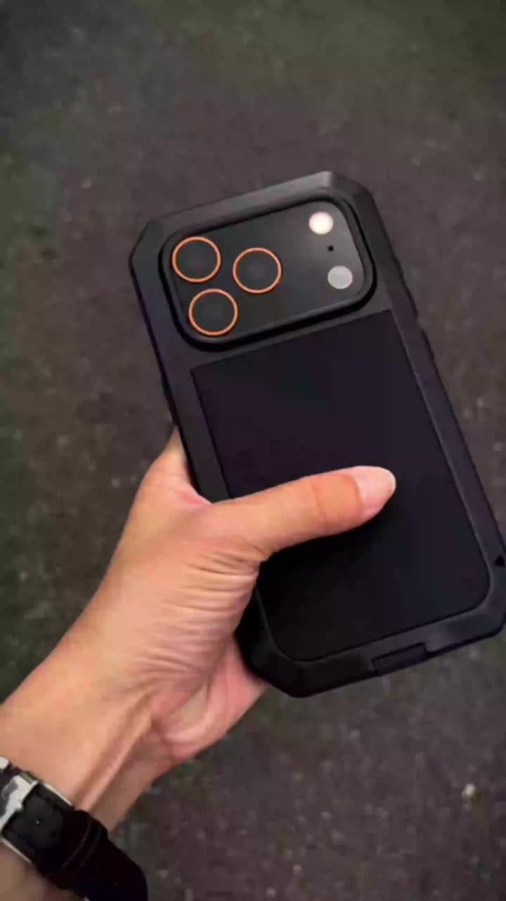 @Dark Case