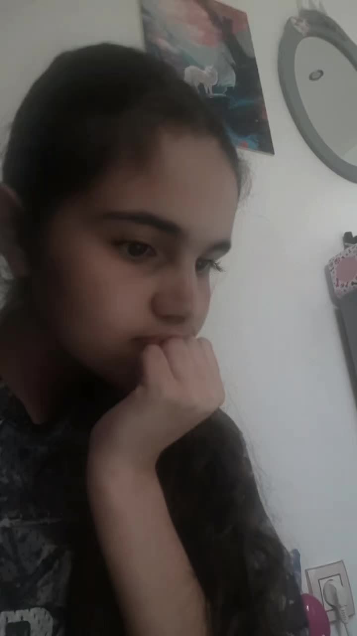 @Hena🎀