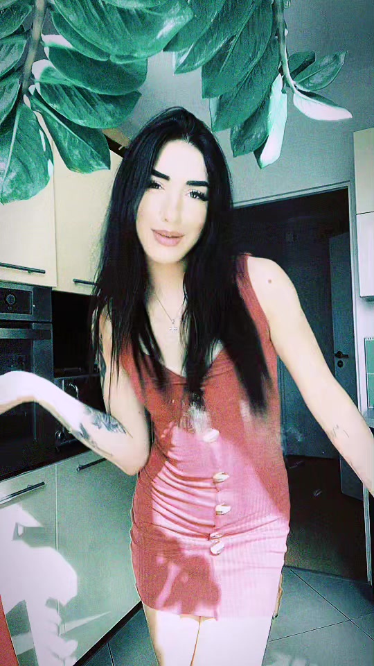 @_beluniaaa_