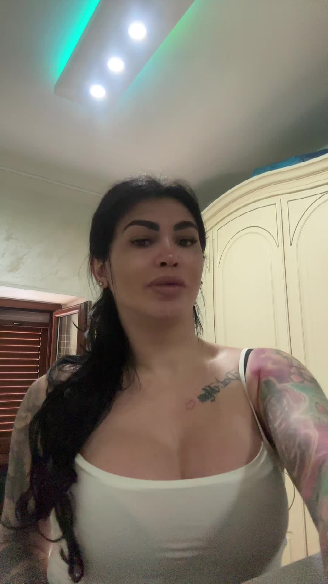 @VITTORIA CELENTANO 💎