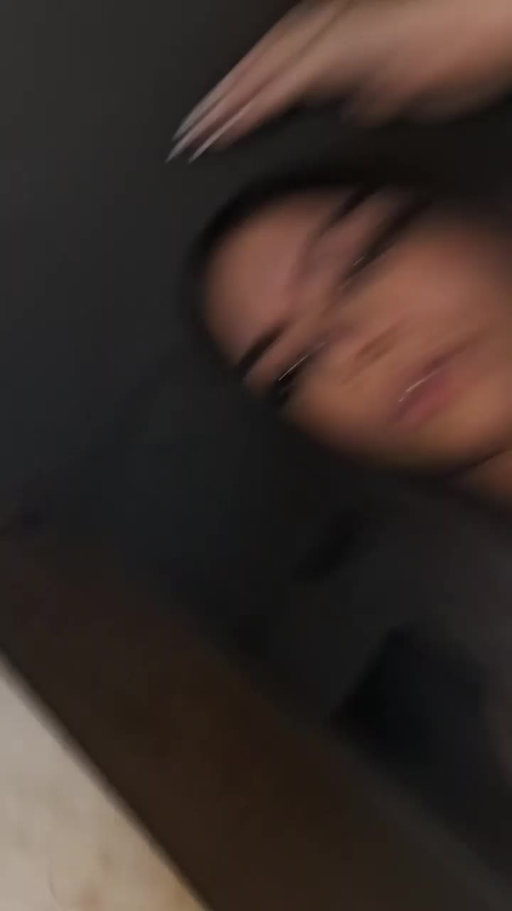 @𝒞