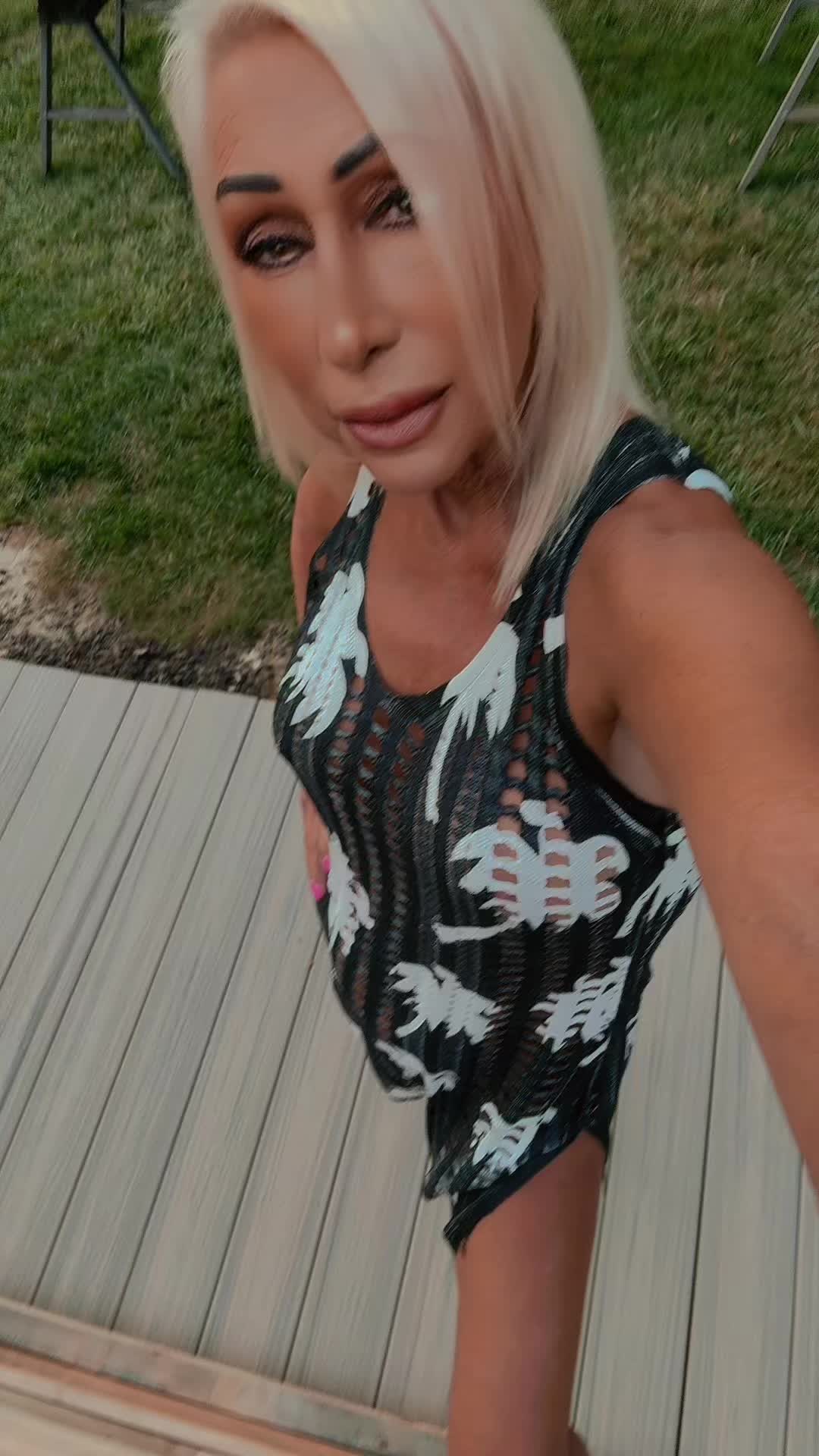 @Tena