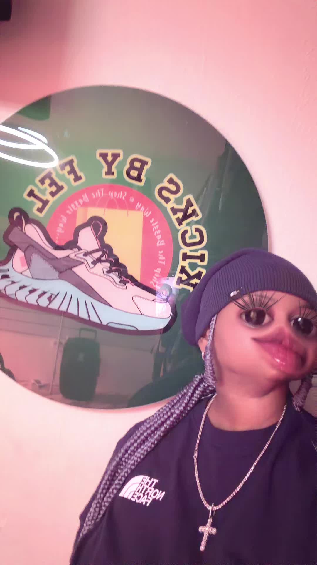 @kicks_by_fel