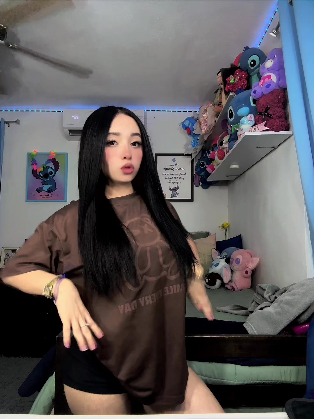 @ღM E L