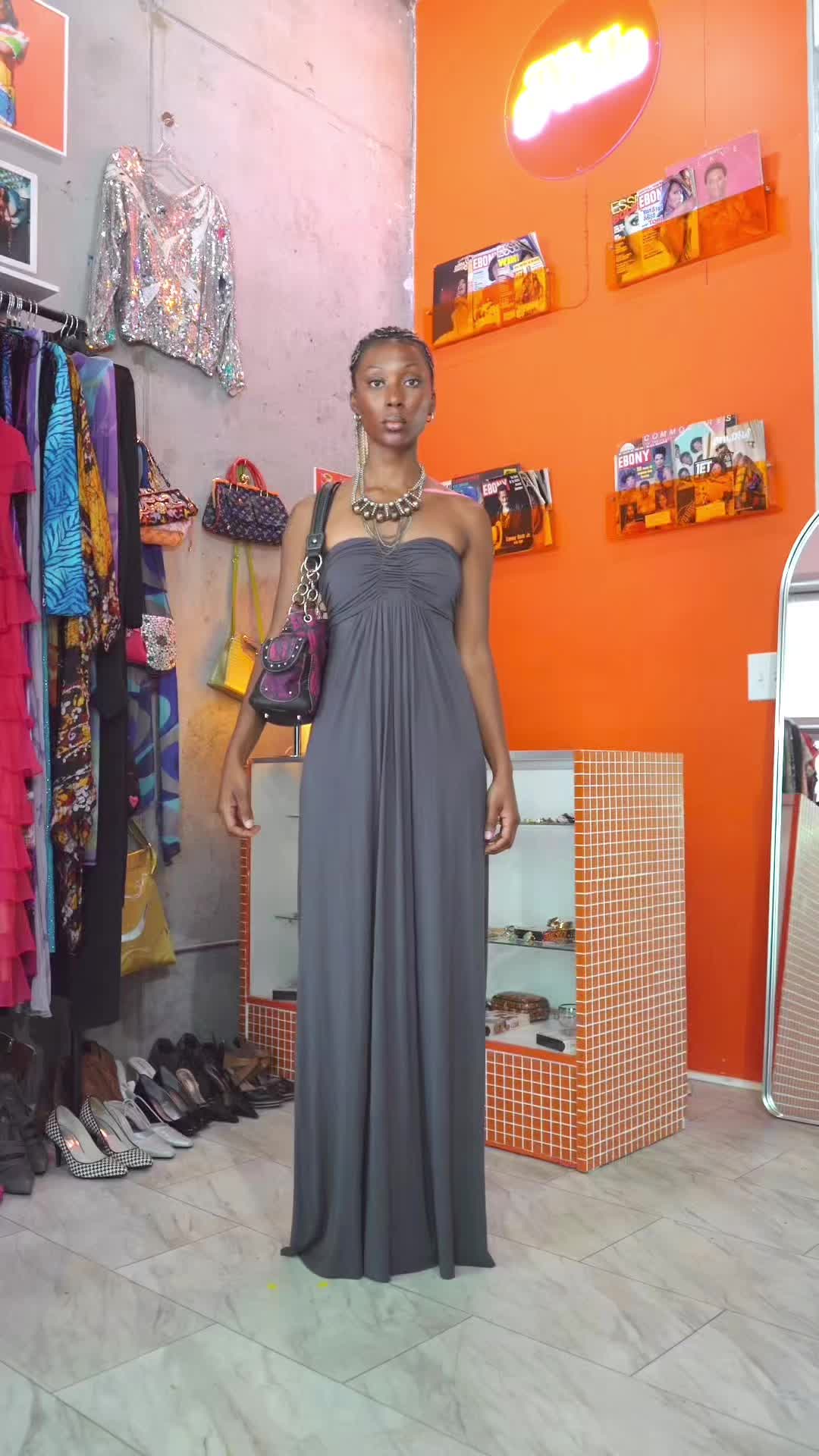 @NelloVintage