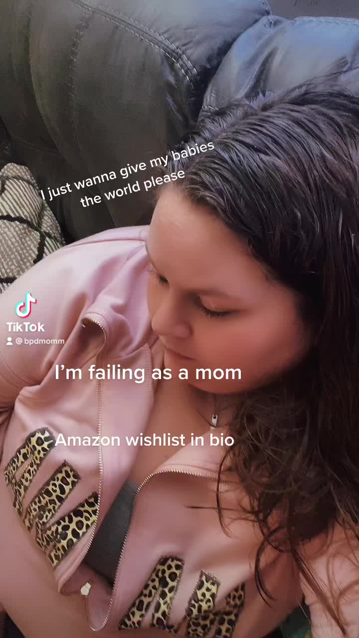 @Jess||medical mom🎗️