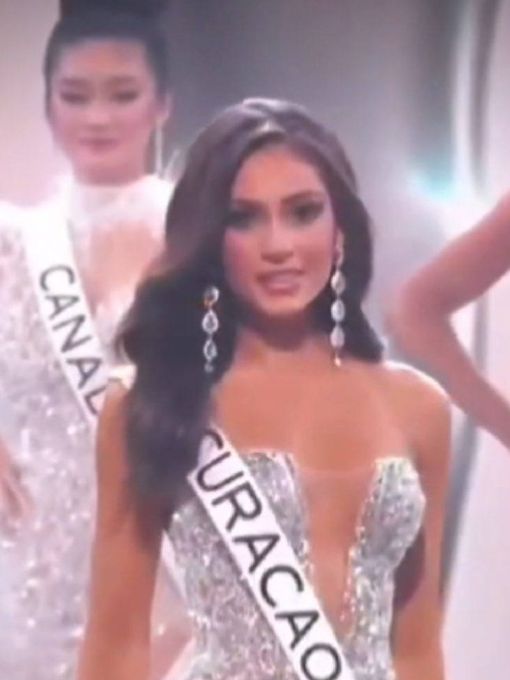 @CuracaoQueens