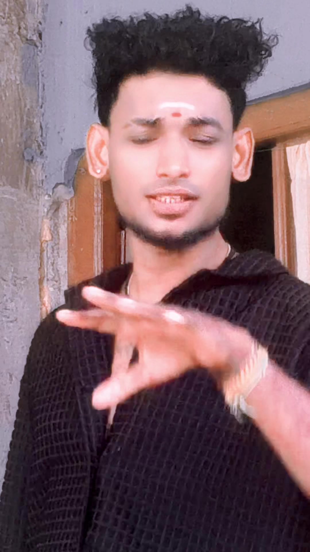 @Karthik_Karthi