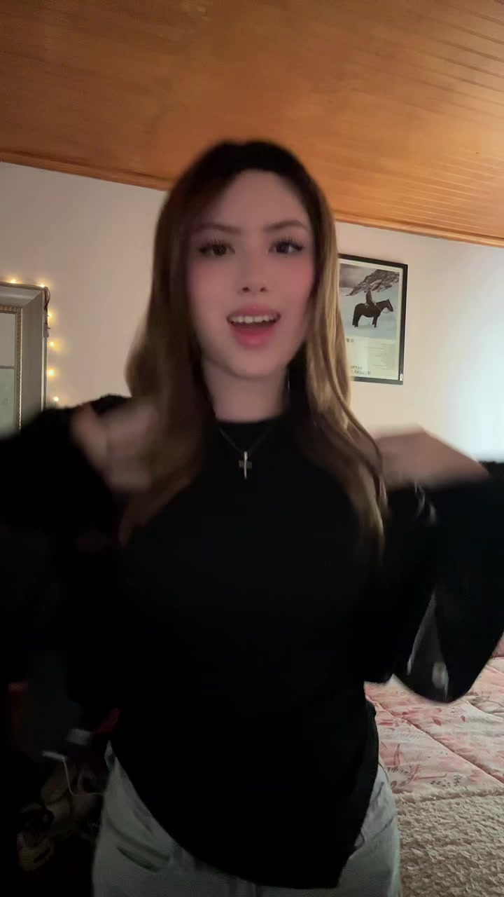 @๐๐๐ข๐๐ ๐๐๐๐๐๐