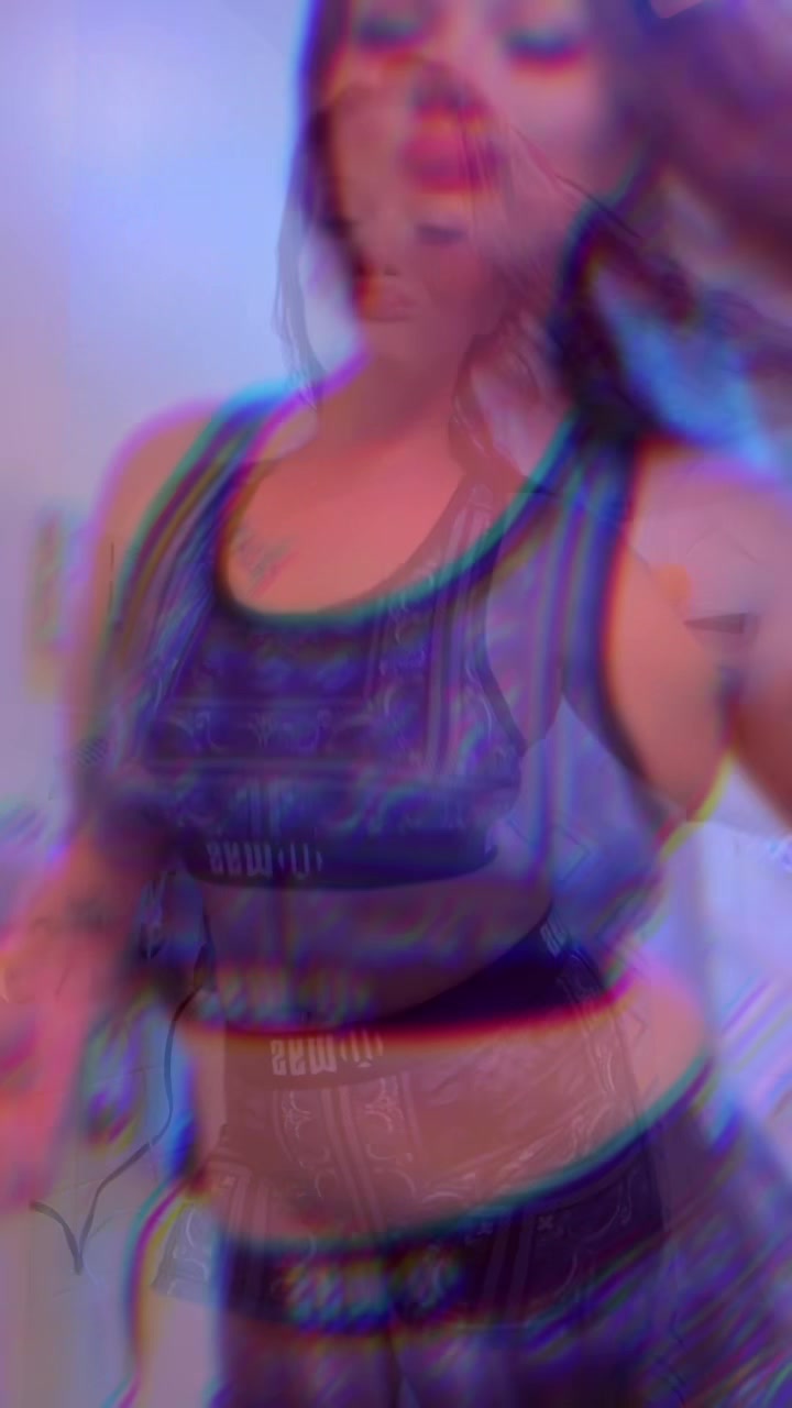 @TheRightOne❤️🤏