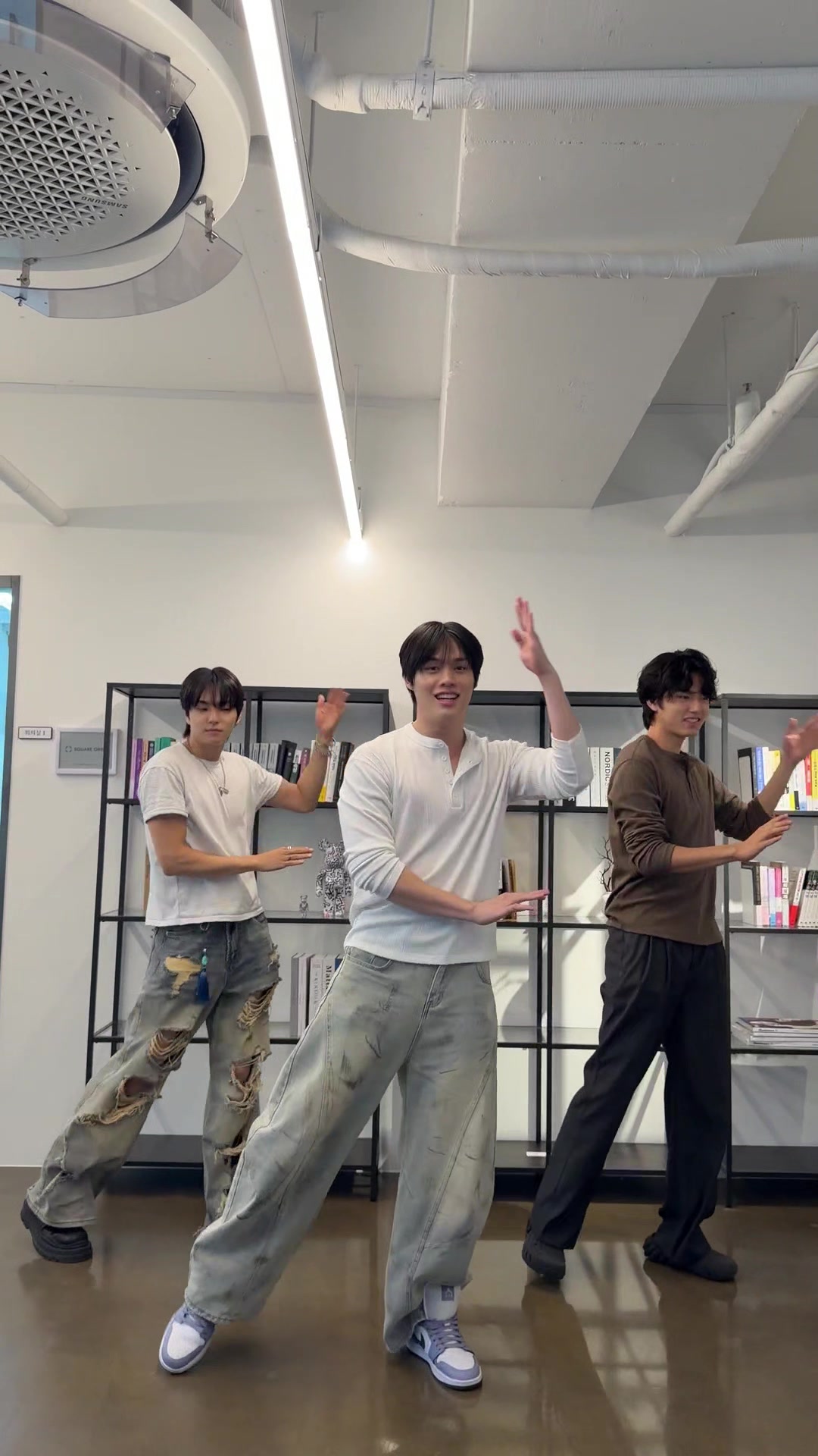 @GHOST9 Official