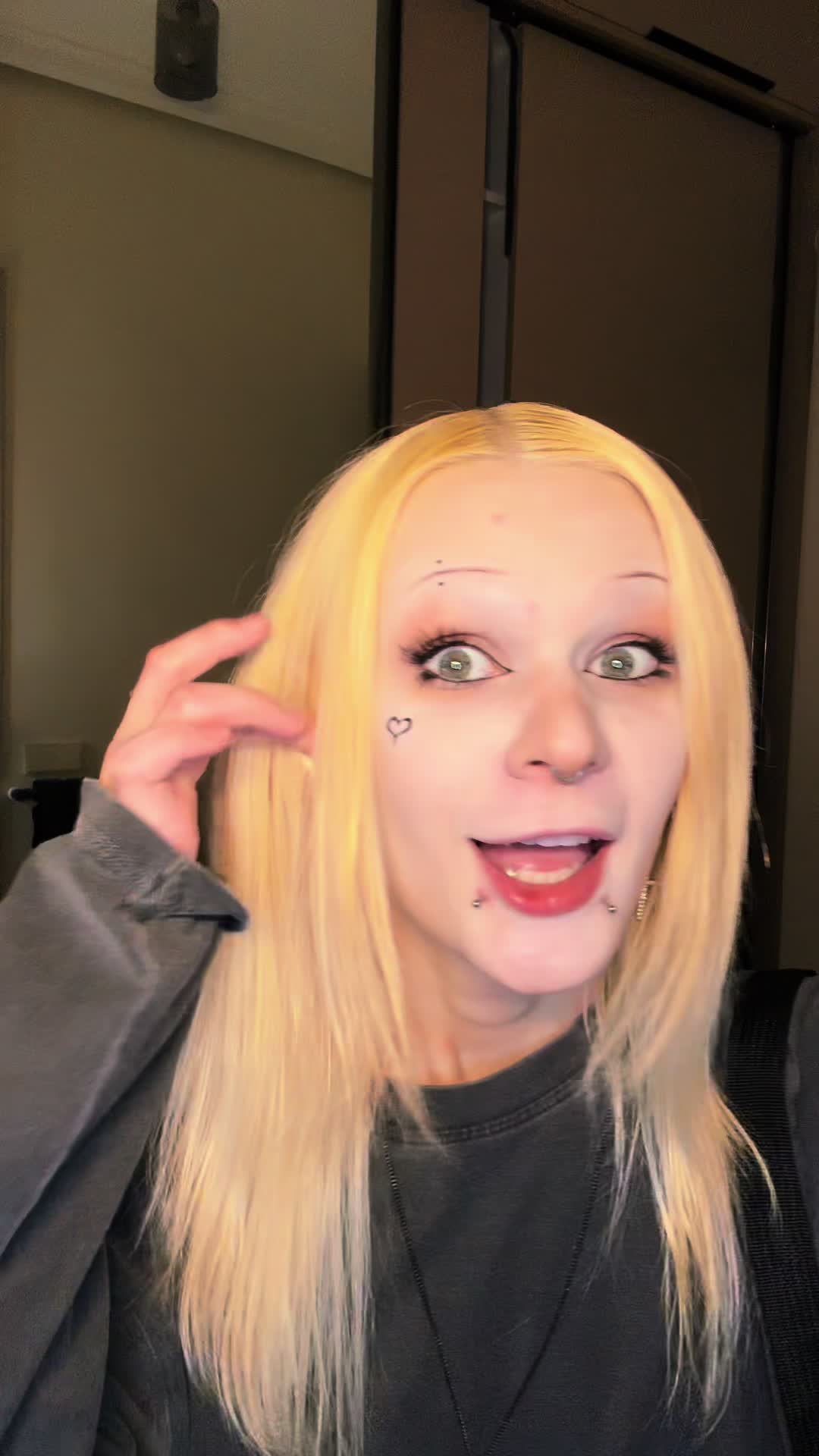 @samanthamiasnik