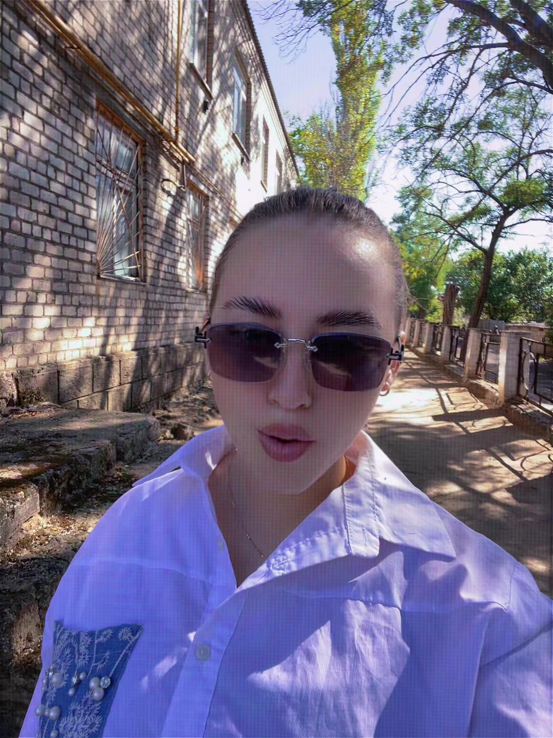 @Лиза
