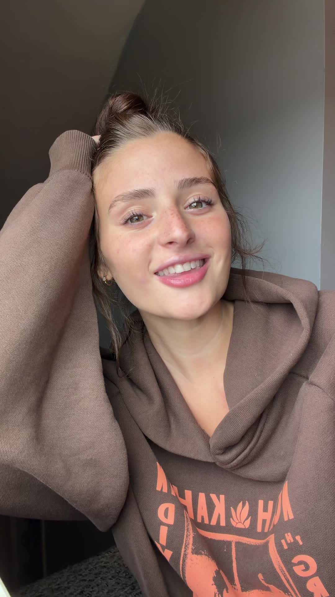 @cairaaa