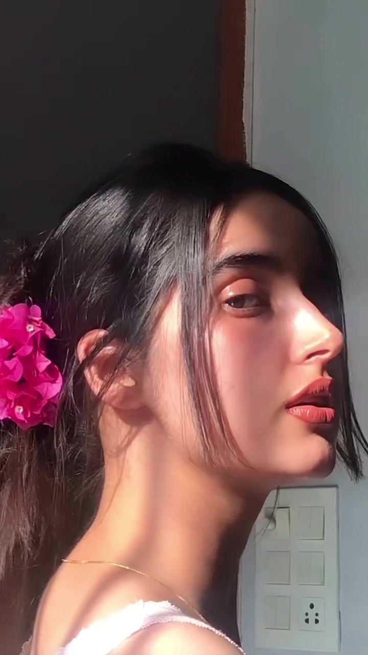 @Jiya 🦋