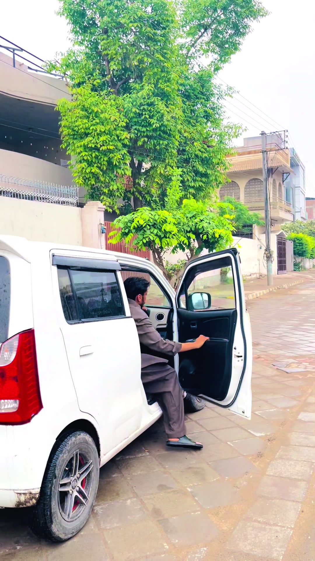 @awaisqureshi1235