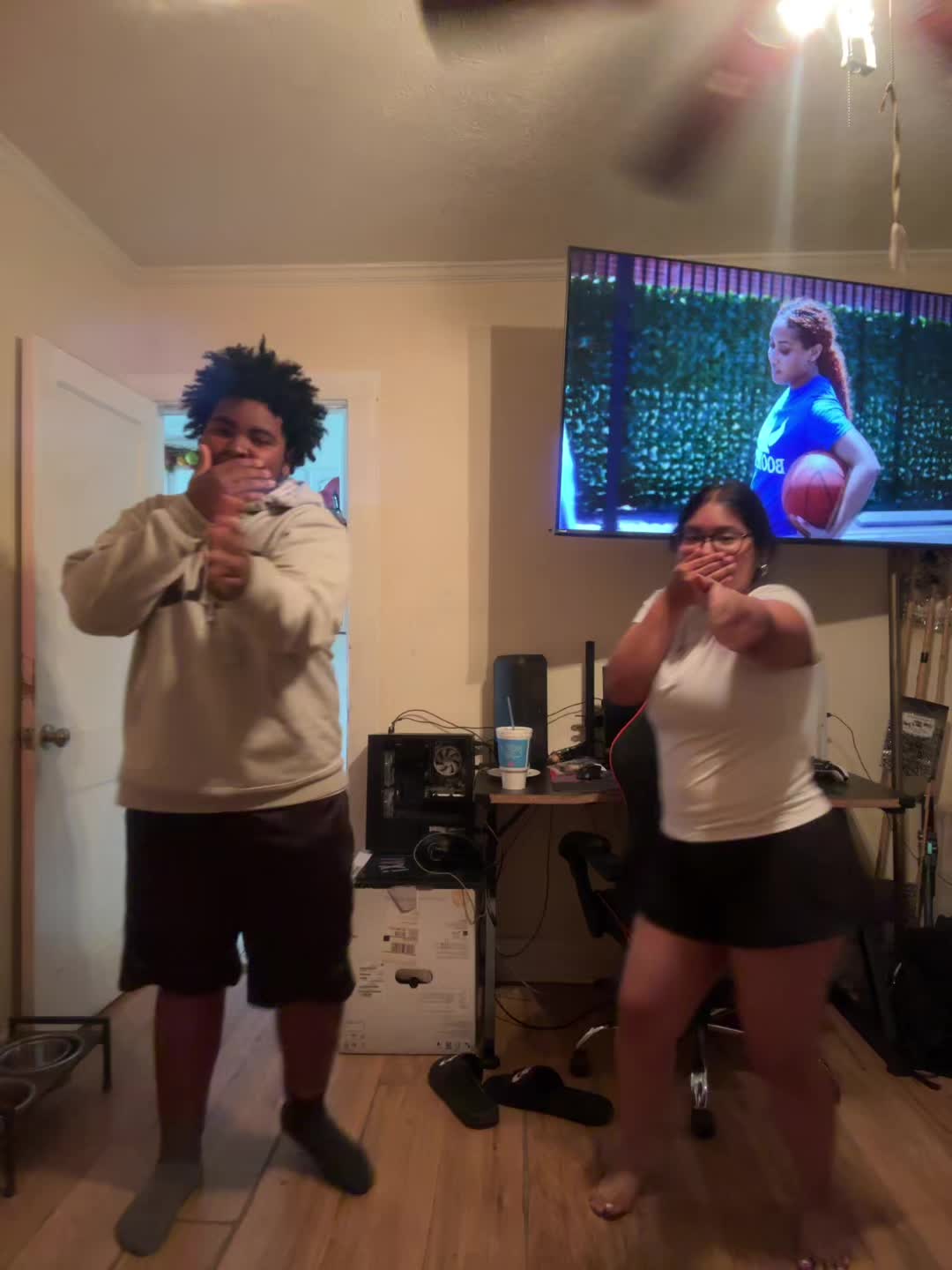 @Lily