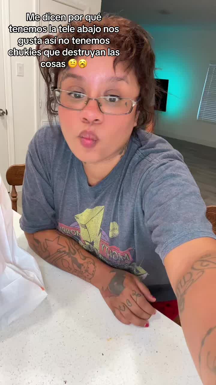 @lalalopez