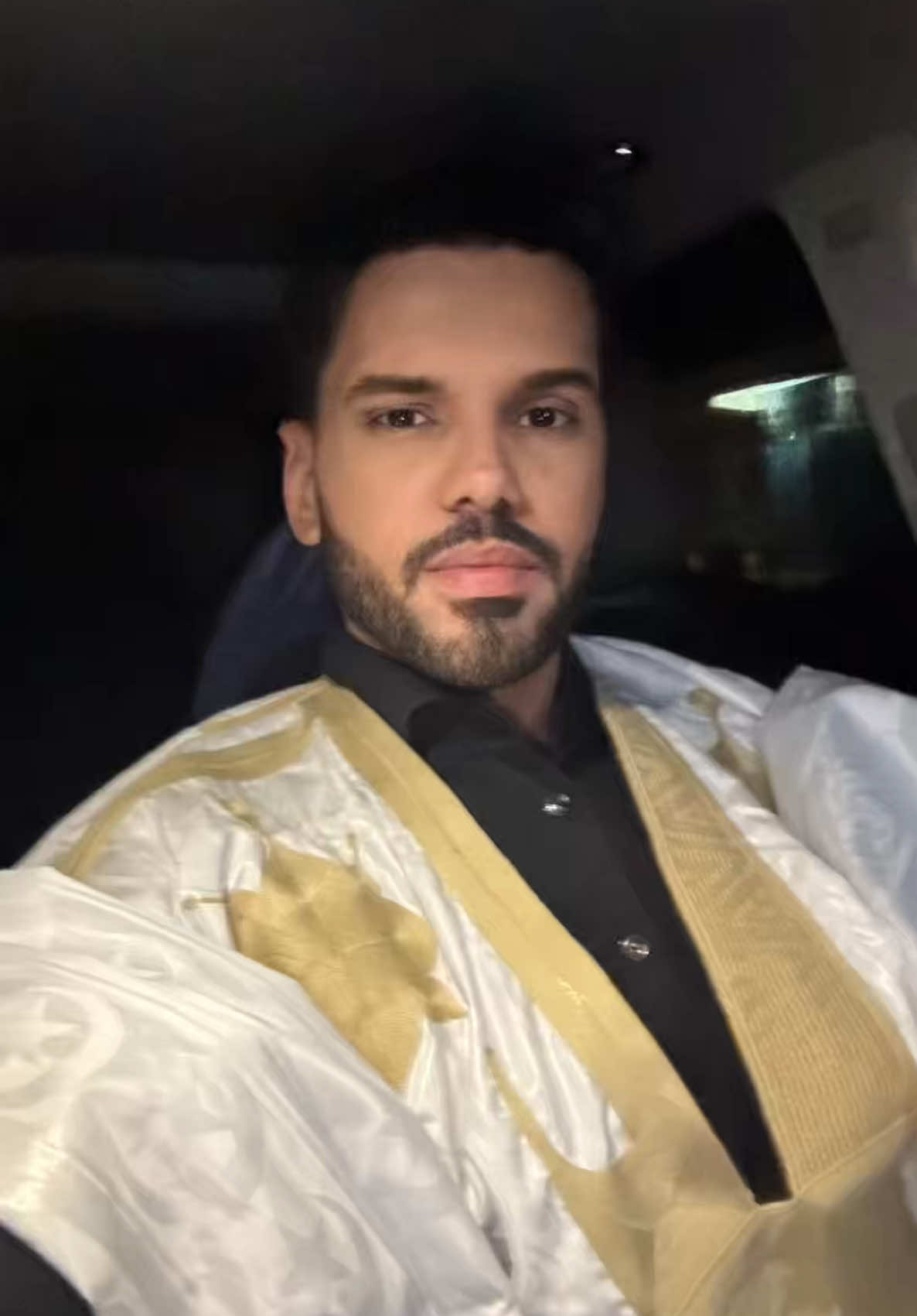 @آدم مولود