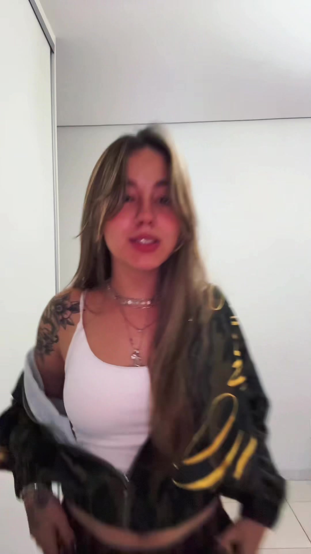 @anacat