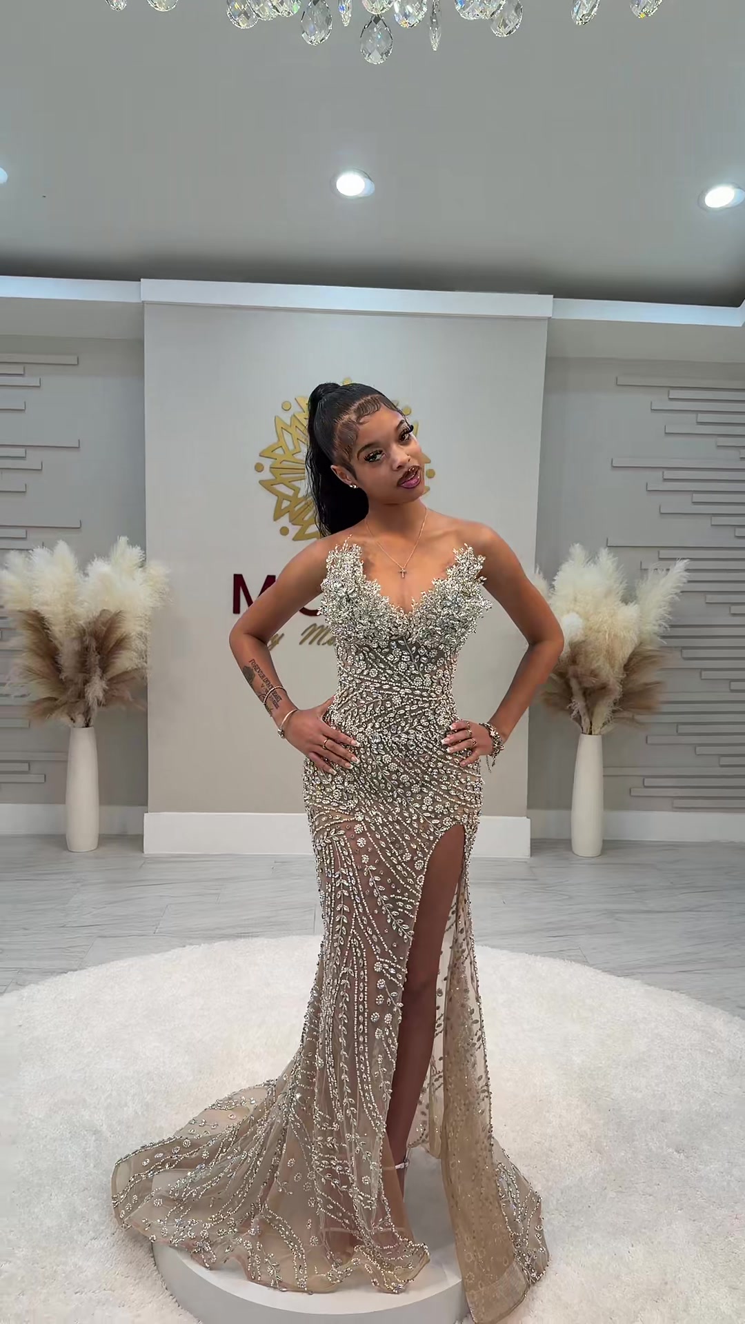 @moniebymonieberta