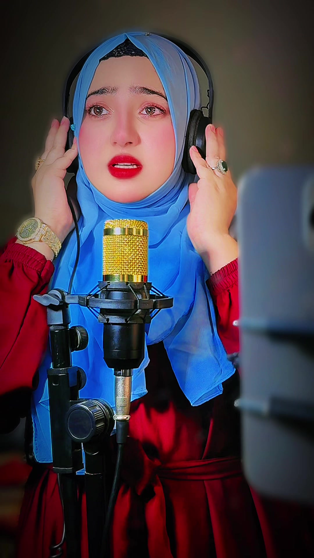 @Abida Malik 2.0