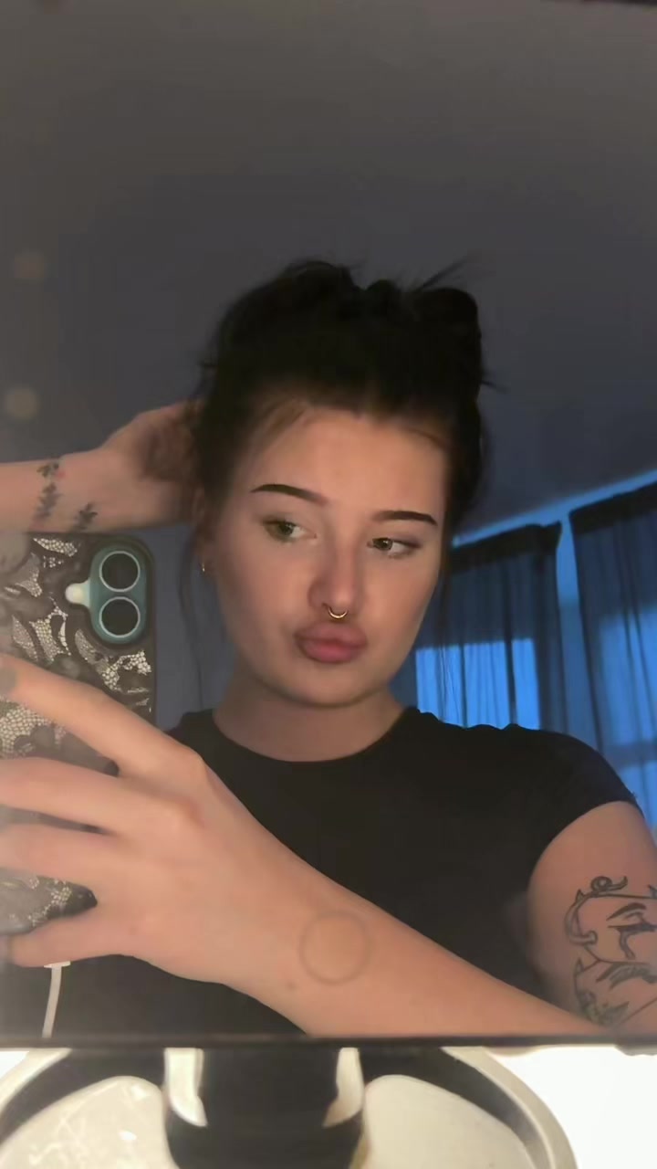 @𝐊𝐈𝐍𝐈𝐀🍸🐆