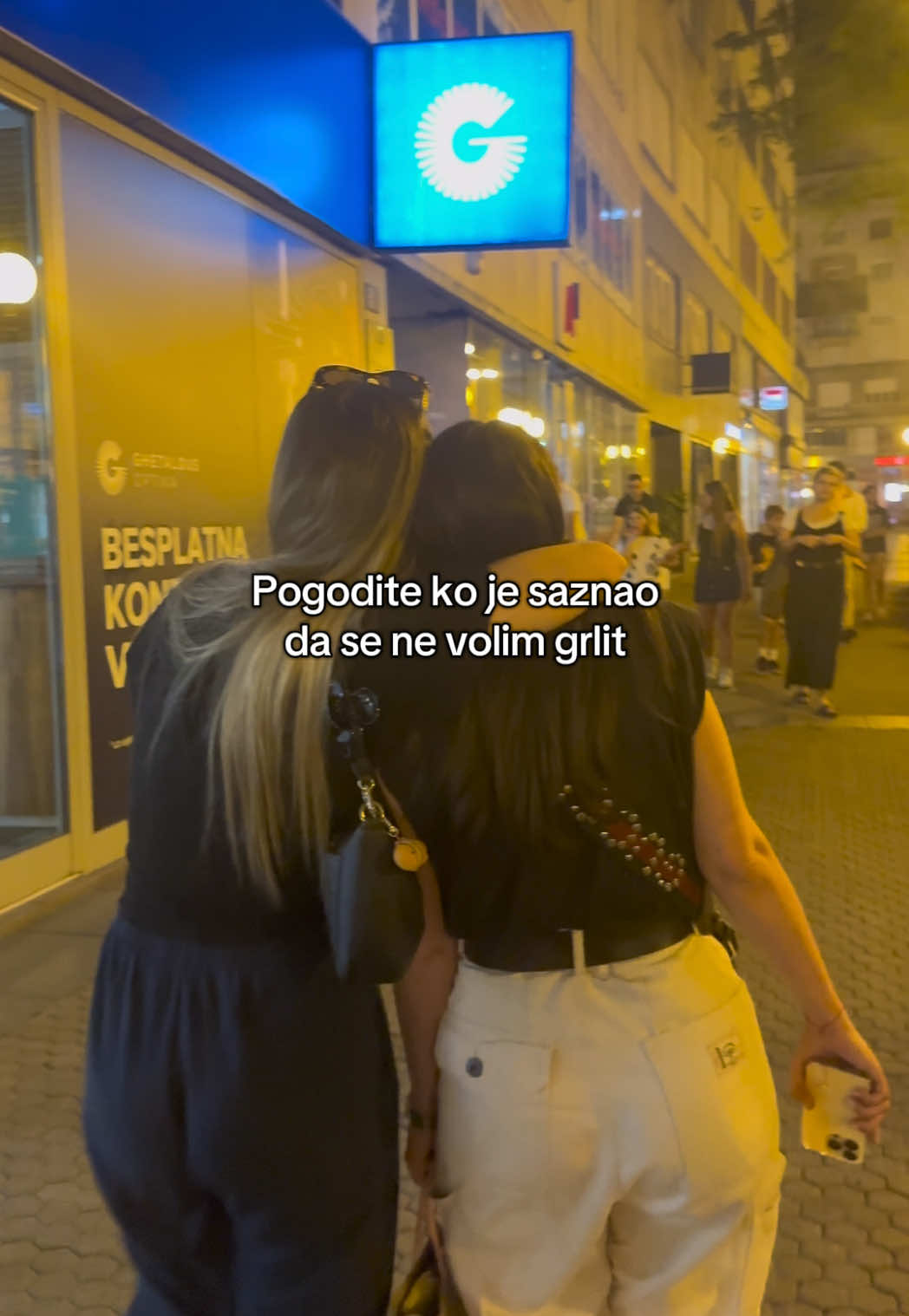 @Saritoooos