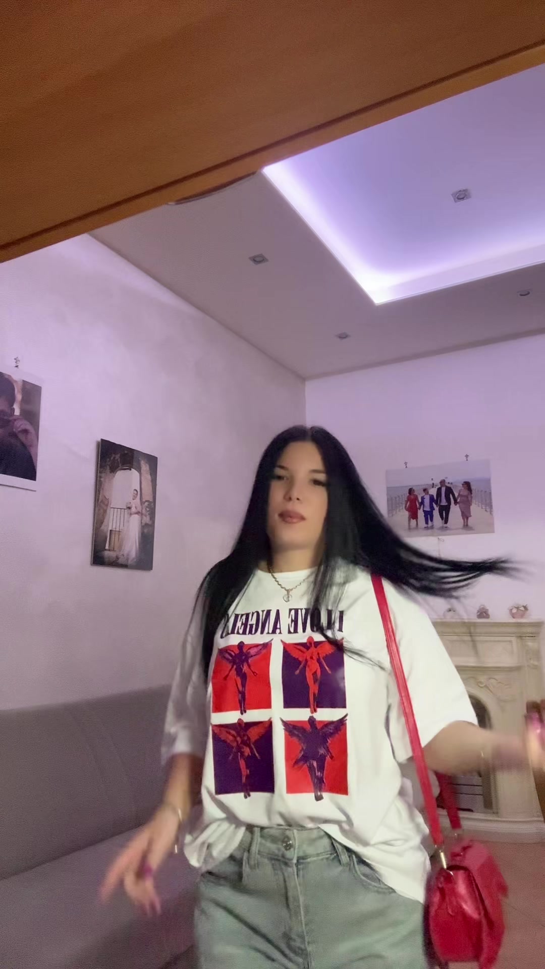 @AngelaDeMaria