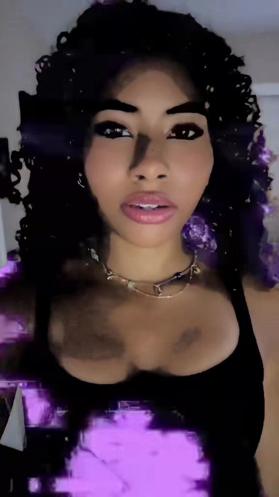 @Adrina.IRL
