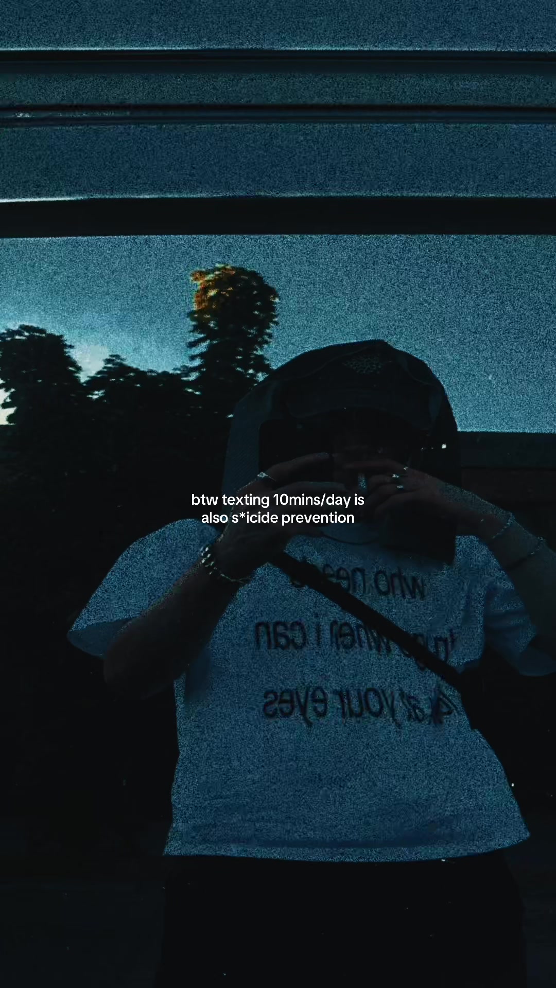 @♱
