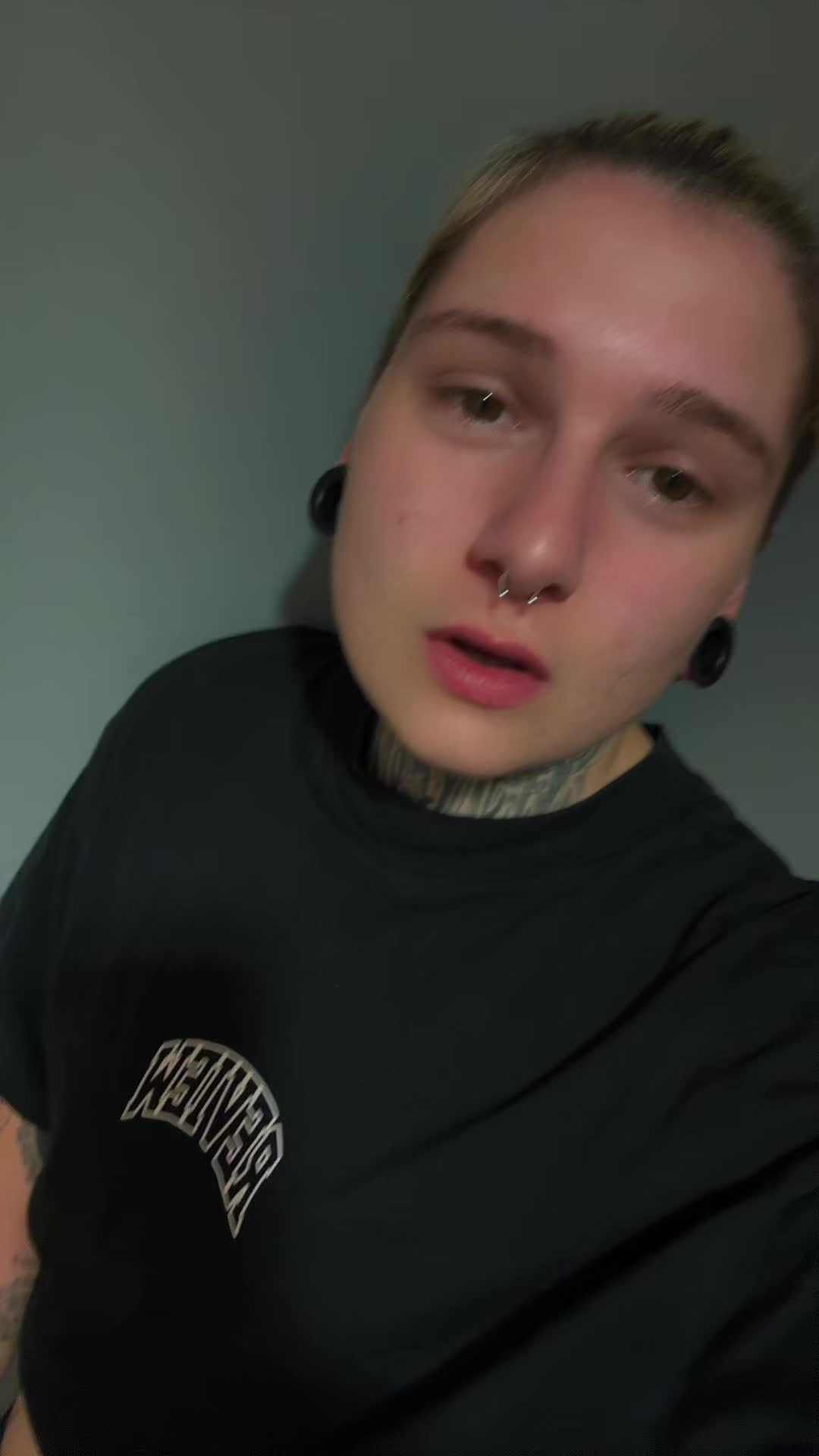 @Ena