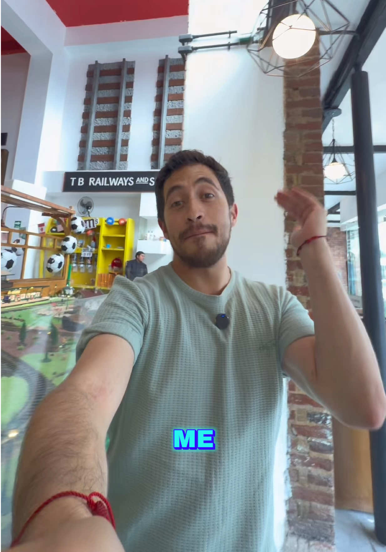 @LozPin