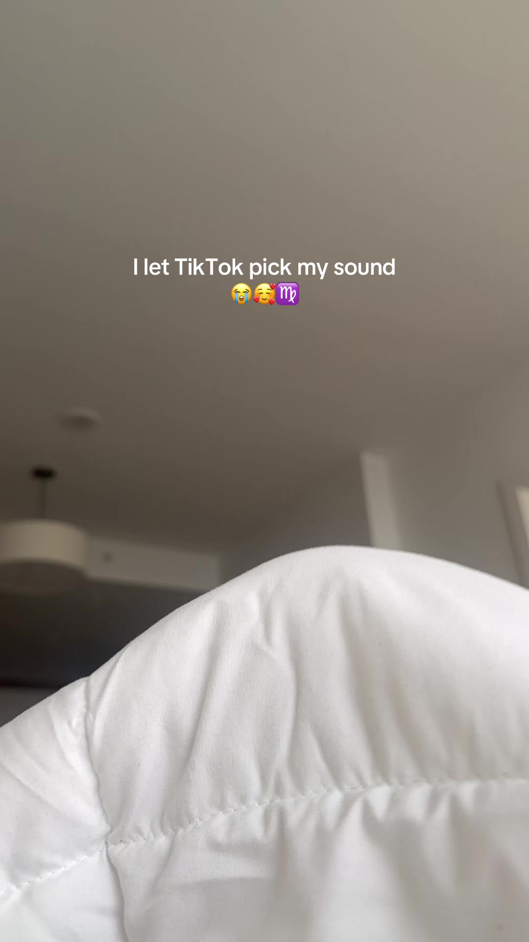 @Whoisdenisia