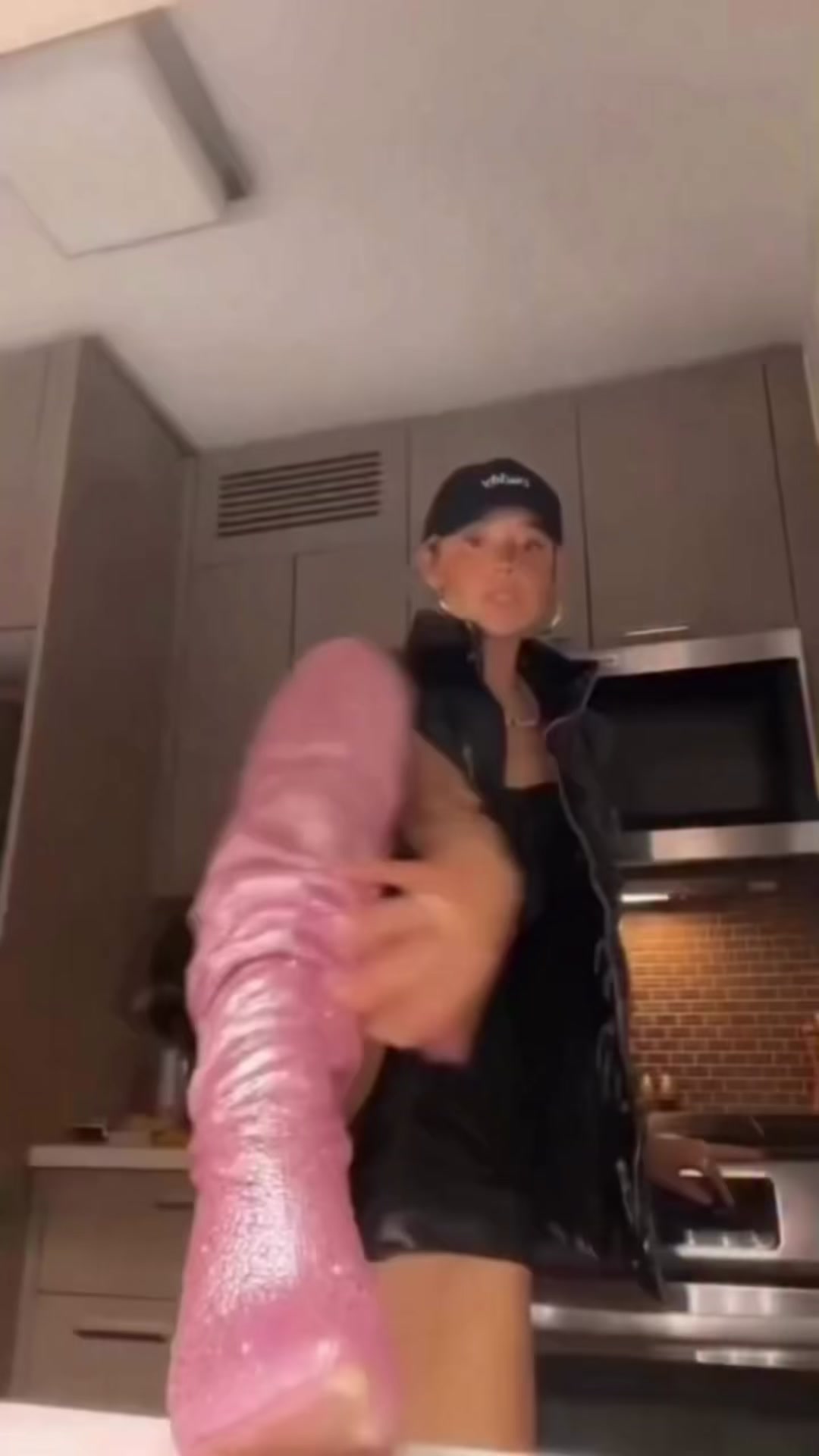@IM6FOOTSEVEN