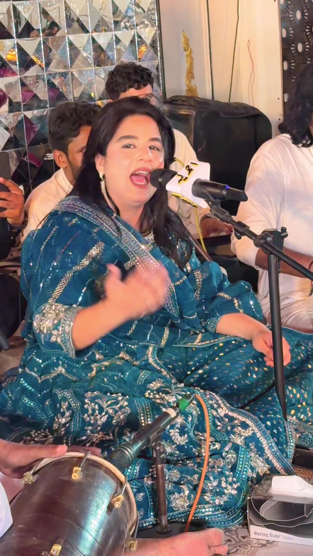 @Tayyba khan