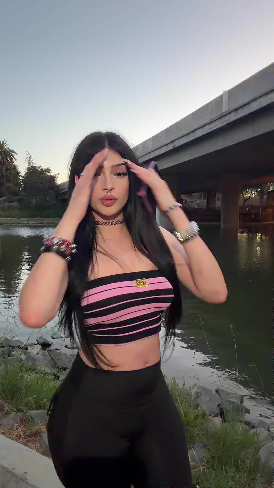 @itskiraswrld