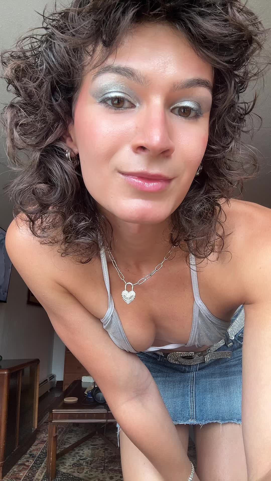 @chrissy