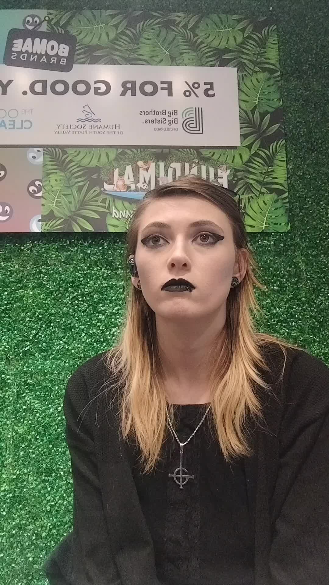 @Goth Mortician