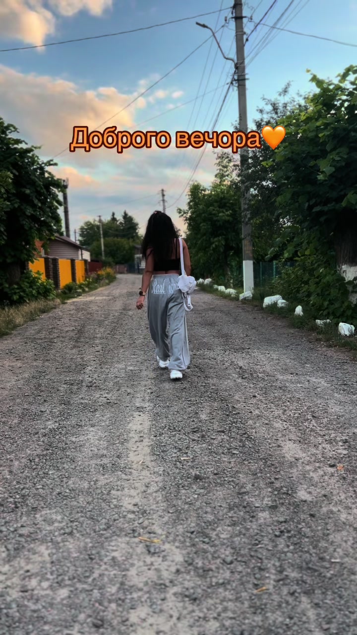 @Оленка _зміючка
