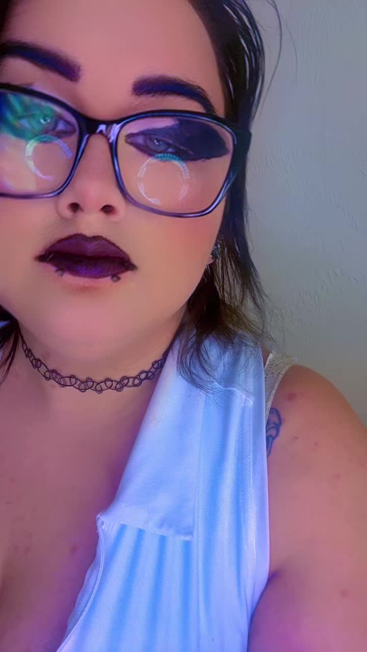 @sp00ky_treats