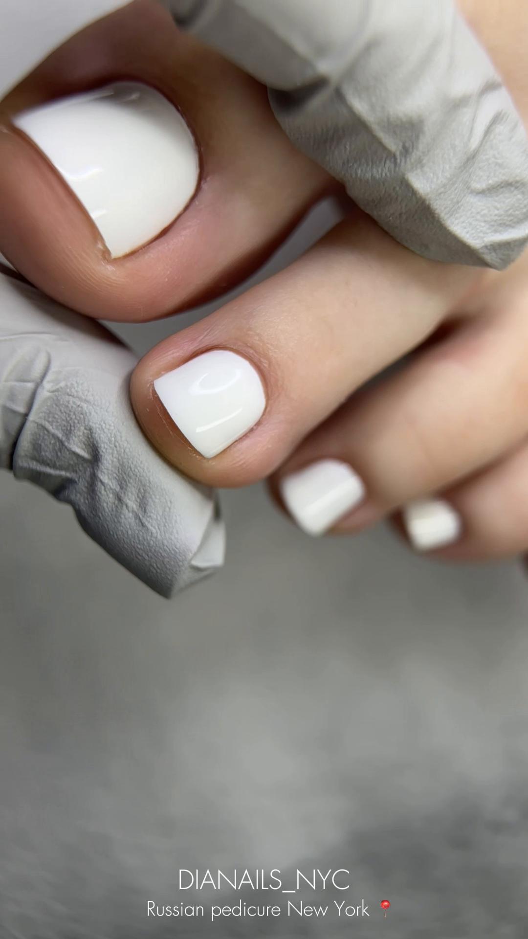 @dianails_nyc