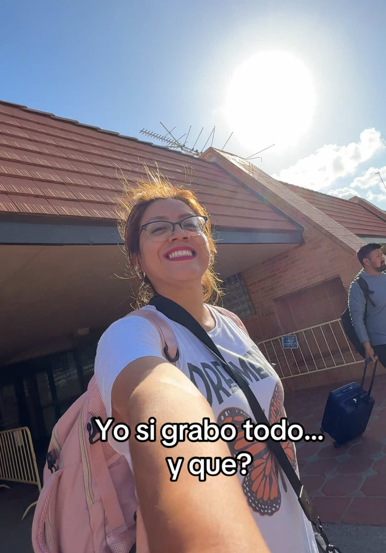 @Spanglish Girl 🦋
