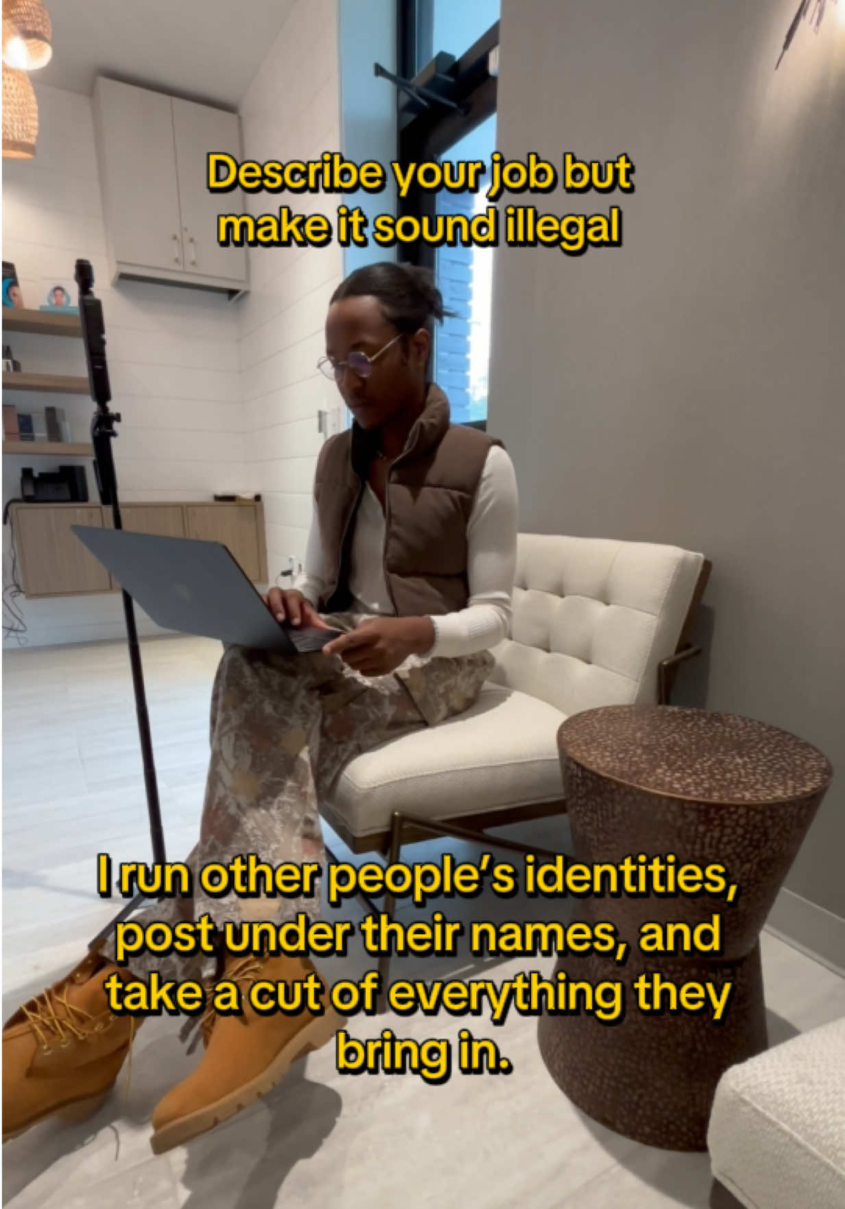 @Adorelotus