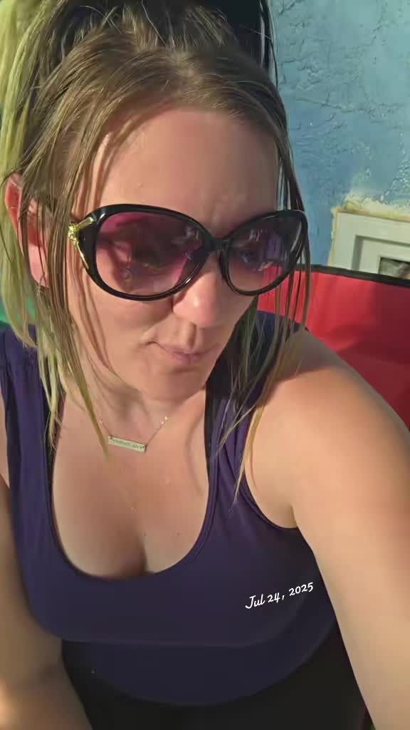@hotmessmomma🇨🇦