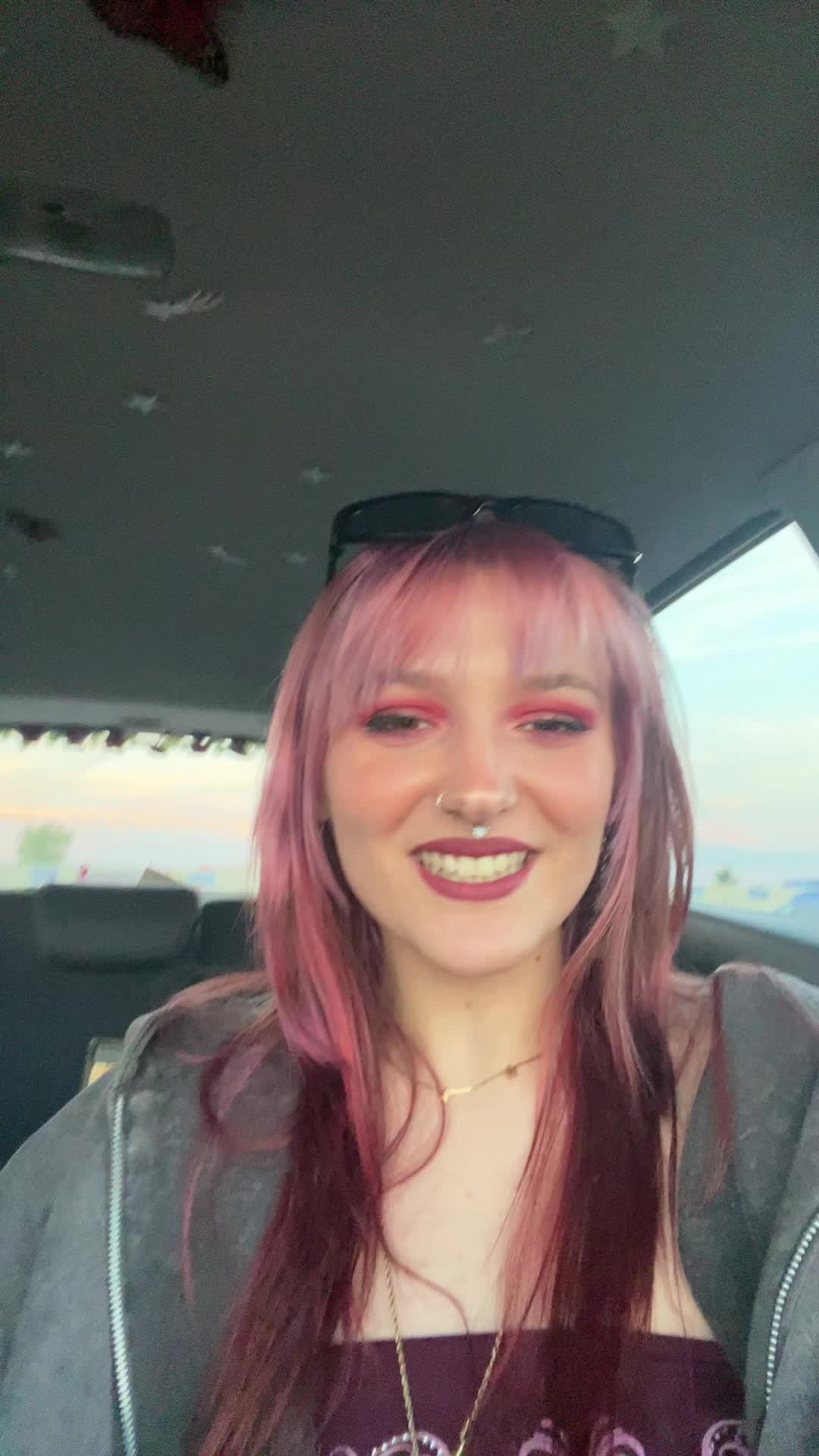 @<3