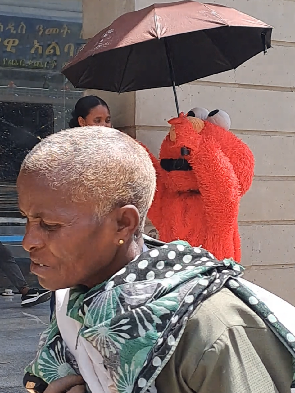 @Elmo