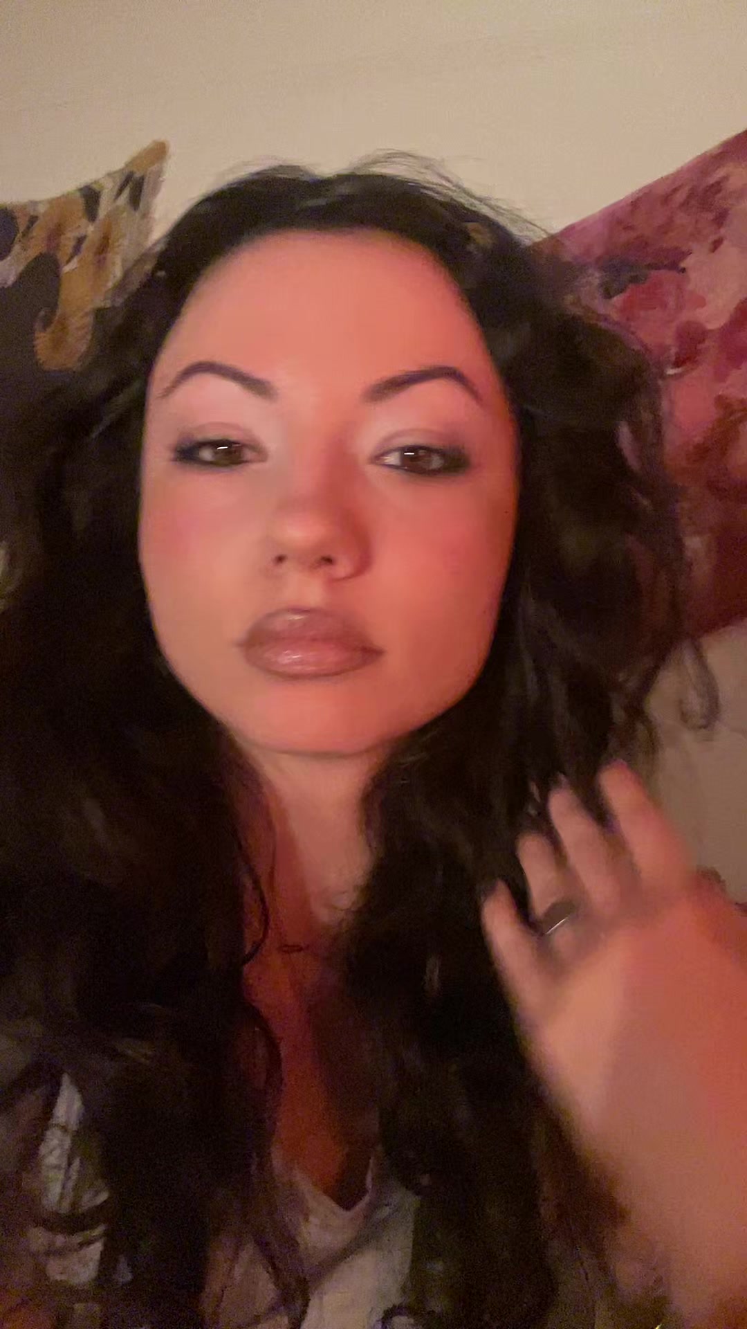 @girlfriendpropaganda