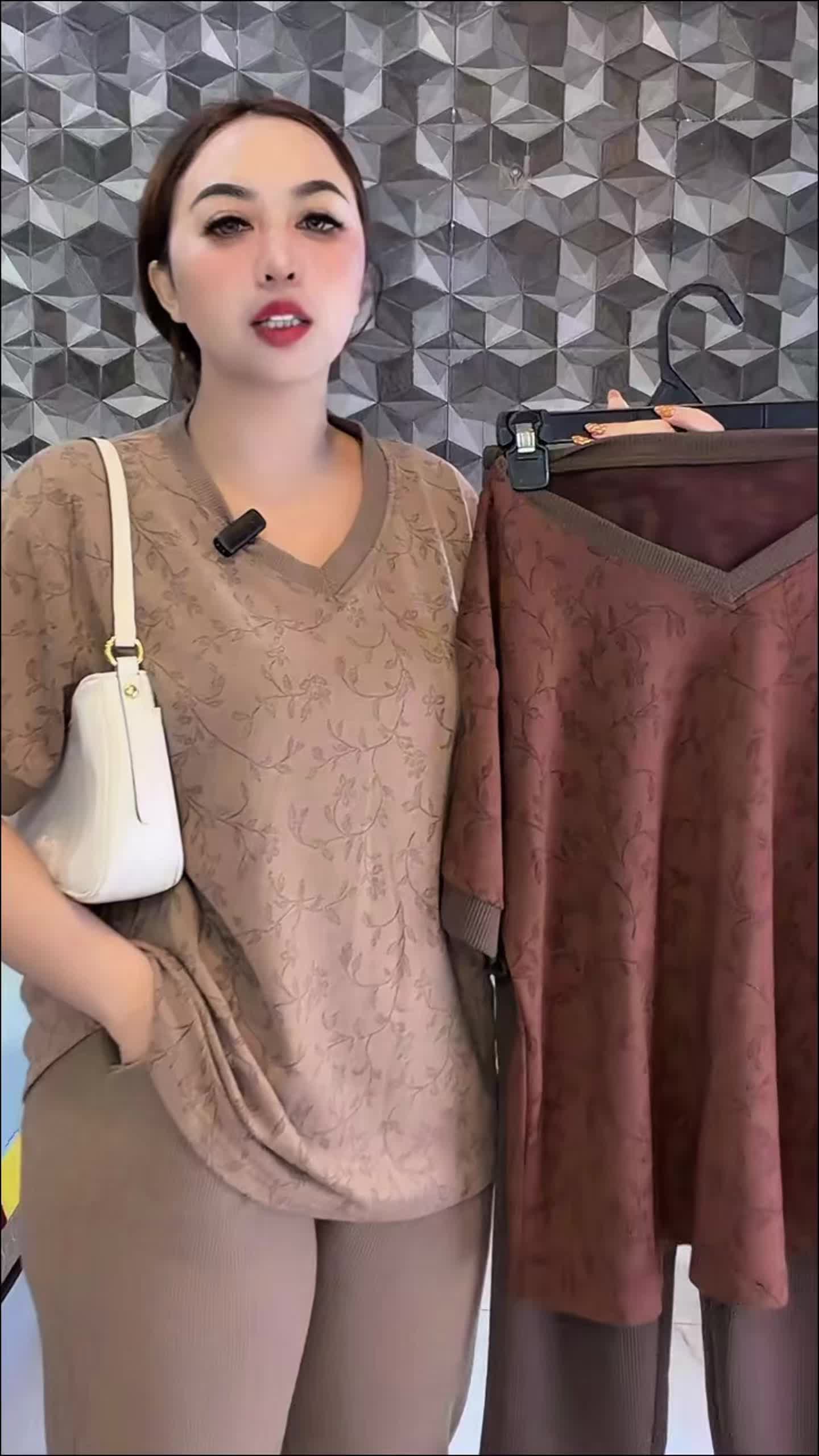 @nailakharisma4